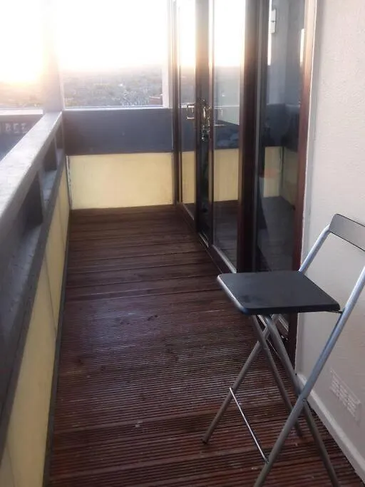 Near Center Of Aberdeen With Parking Apartment