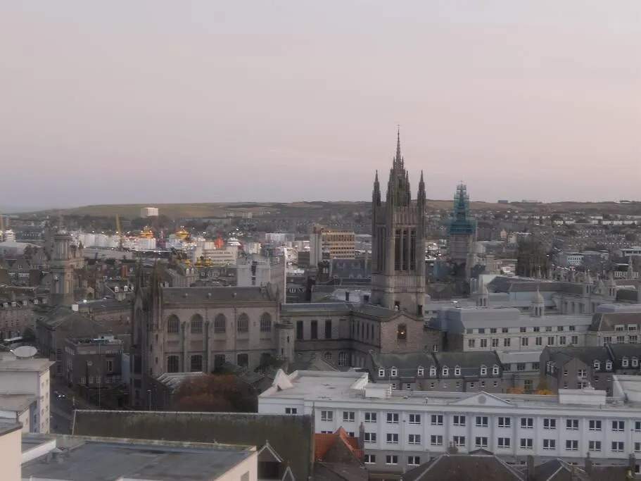 Near Center Of Aberdeen With Parking United Kingdom