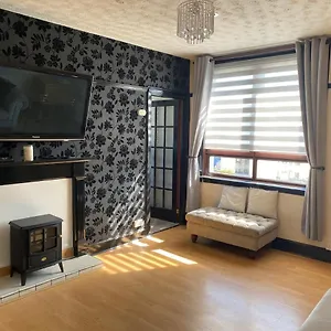 2 Bed - P&j Live, Awpr, Airport Apartment